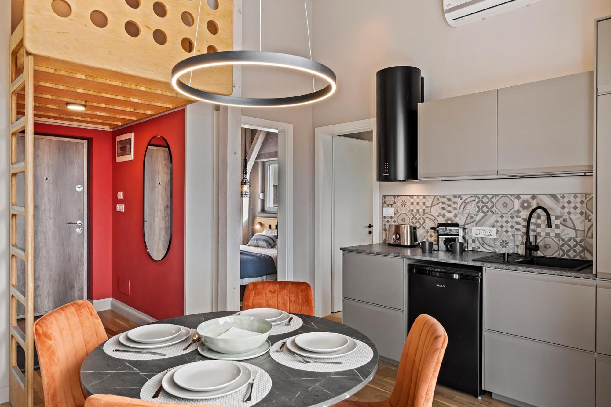Ultra Central Apartments - Unirii & Old Town Bucarest Extérieur photo